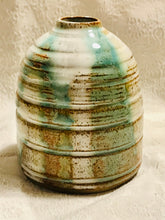 Load image into Gallery viewer, Pistachio Bottle