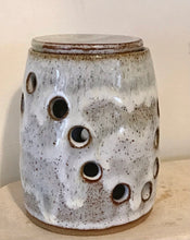 Load image into Gallery viewer, Marguerite Garlic Jar 2