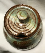 Load image into Gallery viewer, Pistachio Honey Pot