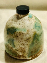 Load image into Gallery viewer, Pistachio Bottle