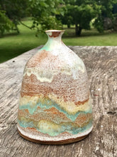 Load image into Gallery viewer, Pistachio Vase