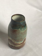 Load image into Gallery viewer, Pistachio Bottle.