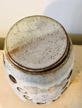 Load image into Gallery viewer, Marguerite Garlic Jar 2