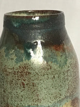 Load image into Gallery viewer, Pistachio Bottle.