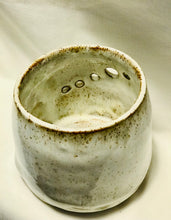 Load image into Gallery viewer, Marguerite Garlic Jar 1