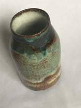 Load image into Gallery viewer, Pistachio Bottle.