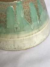 Load image into Gallery viewer, Pistachio Bowl.