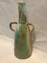 Load image into Gallery viewer, Pistachio Vase with handles