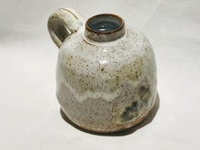 Load image into Gallery viewer, Marguerite Flagon