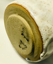 Load image into Gallery viewer, Marguerite Garlic Jar 1