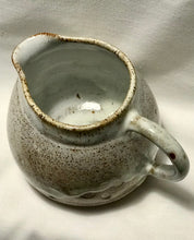Load image into Gallery viewer, Marguerite Small Jug