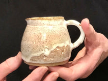 Load image into Gallery viewer, Marguerite Small Jug