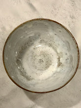 Load image into Gallery viewer, Marguerite Medium Bowl