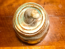 Load image into Gallery viewer, Pistachio Garlic Jar