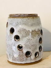 Load image into Gallery viewer, Marguerite Garlic Jar 2