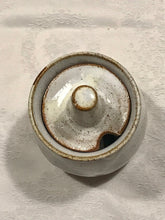 Load image into Gallery viewer, Marguerite Honey Jar