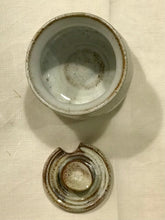 Load image into Gallery viewer, Marguerite Honey Jar