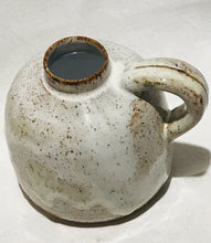 Load image into Gallery viewer, Marguerite Flagon