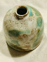 Load image into Gallery viewer, Pistachio Bottle