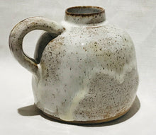 Load image into Gallery viewer, Marguerite Flagon