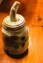 Load image into Gallery viewer, Pistachio Garlic Jar