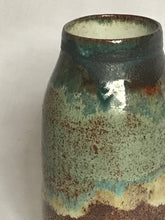 Load image into Gallery viewer, Pistachio Bottle.