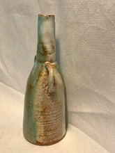 Load image into Gallery viewer, Pistachio Vase with handles