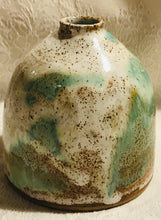 Load image into Gallery viewer, Pistachio Bottle