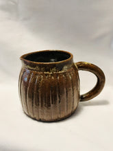 Load image into Gallery viewer, Marguerite Dinky Jug
