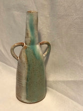 Load image into Gallery viewer, Pistachio Vase with handles
