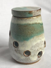 Load image into Gallery viewer, Pistachio  Garlic Jar
