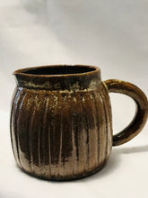 Load image into Gallery viewer, Marguerite Dinky Jug
