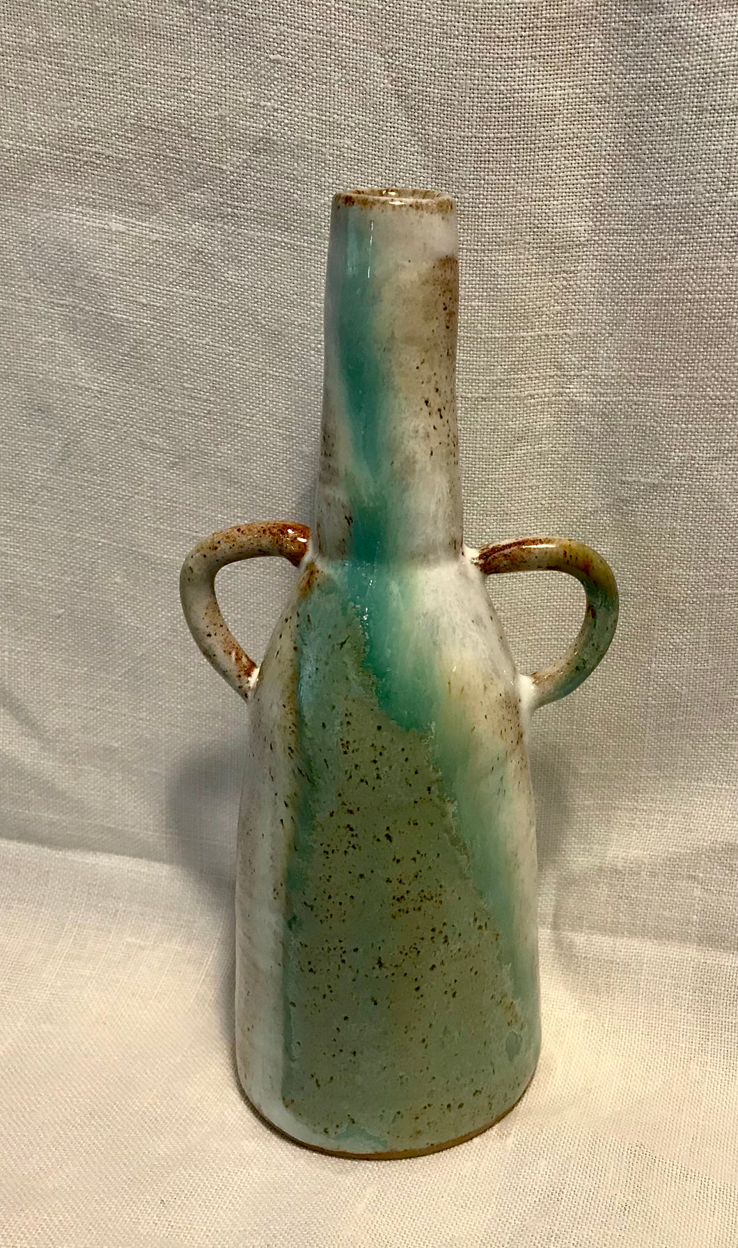 Pistachio Vase with handles